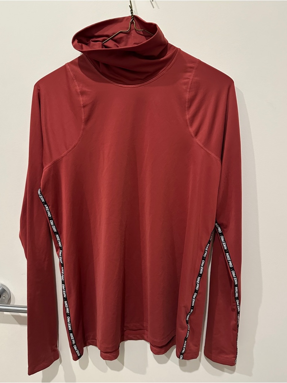Nike Pro Dri Fit Warm Womens Long Sleeve Top Cedar Burgundy 2XL